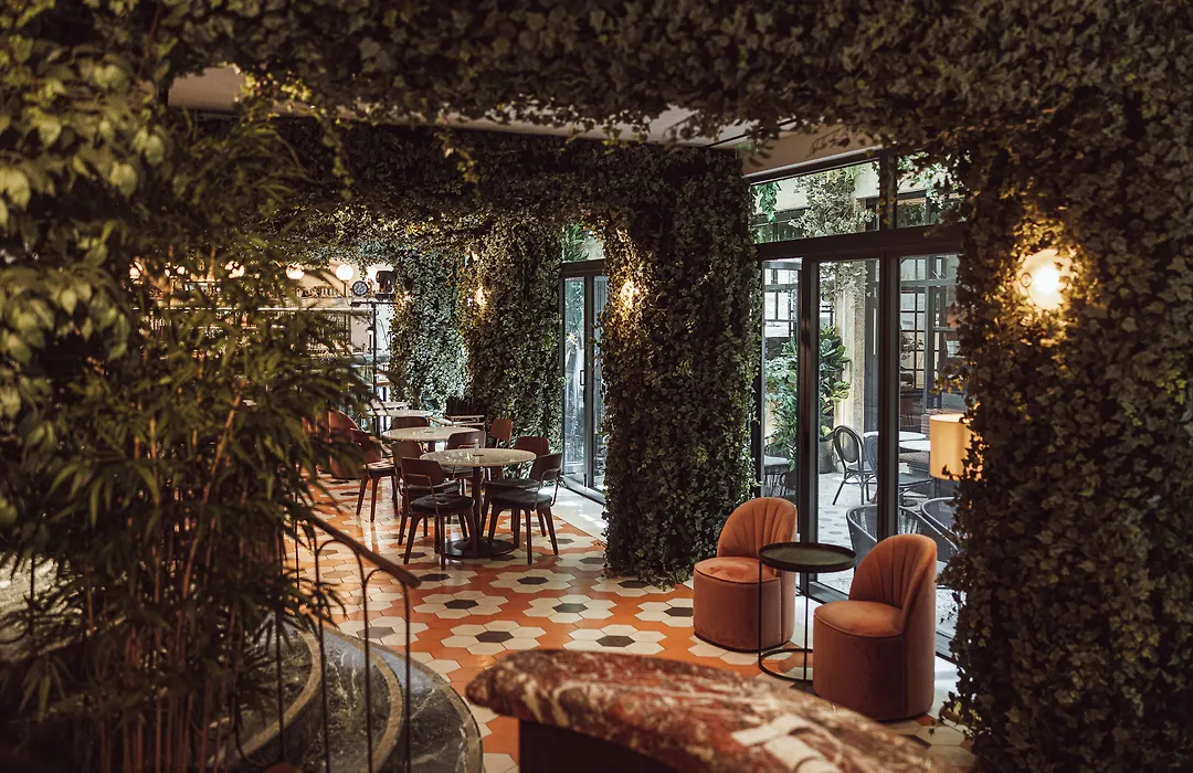 Gatsby Athens-1