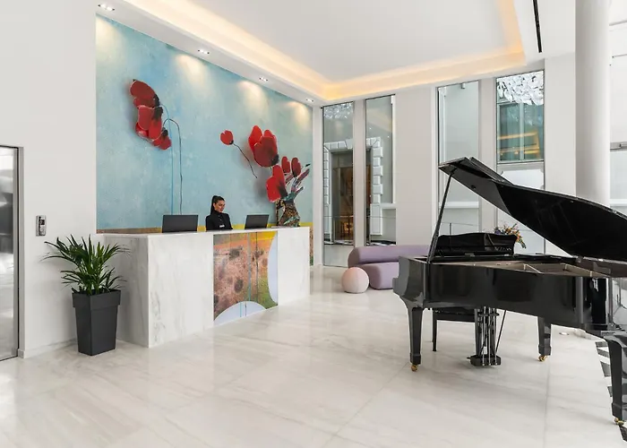 Athenaeum Eridanus Luxury Hotel